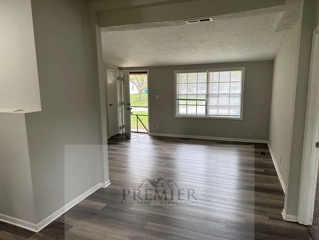 Photo - 505 N Geronimo Dr