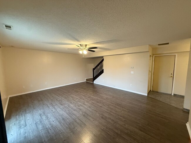 Photo - 6316 High Point Run