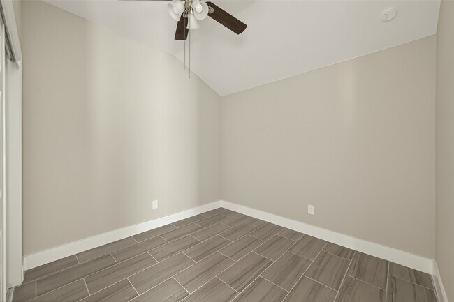 Photo - 6619 Misty Dale Dr