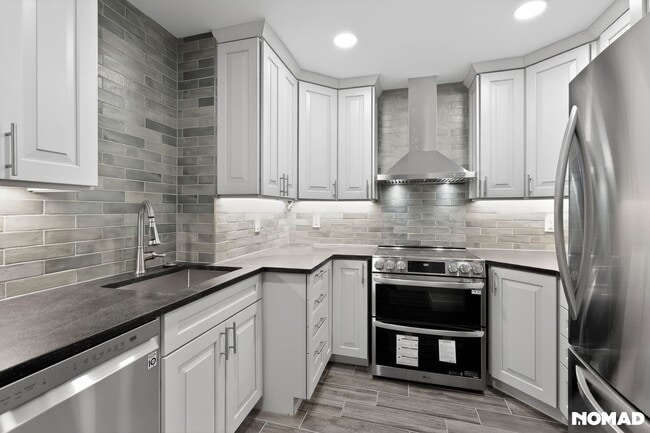 Photo - 912 N Clarkson St