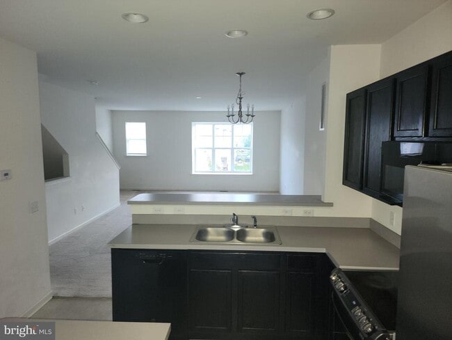 Building Photo - 308 Mardella Dr Rental