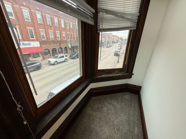 Photo - Spacious 4-Bedroom Apartment with Main Street Views