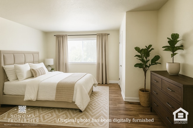 Photo - Charming 2BD/1.5BA Duplex