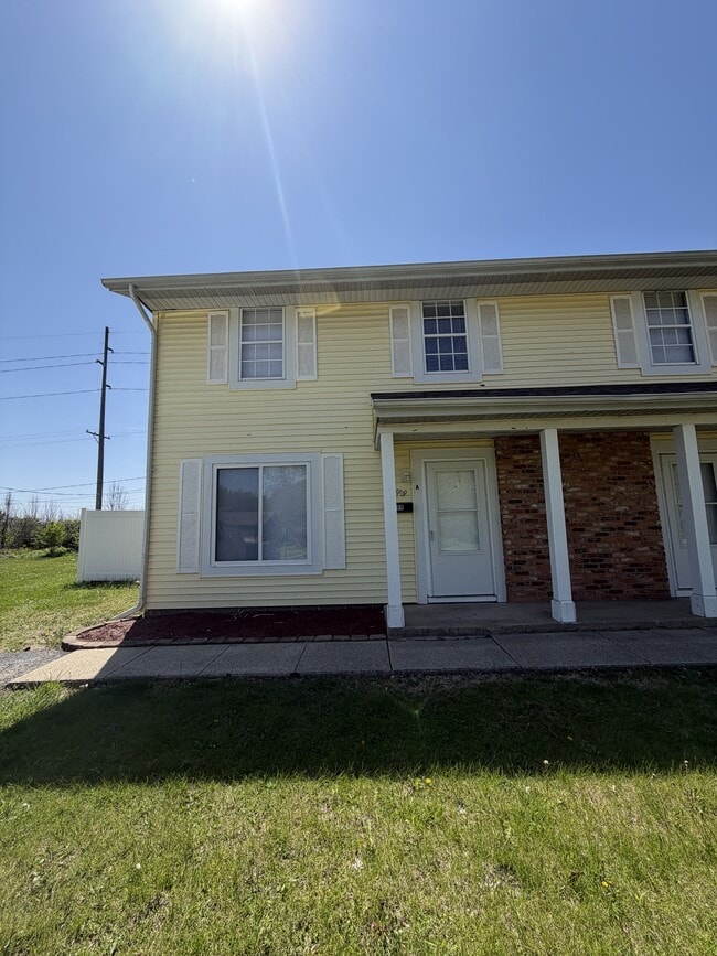 Building Photo - 1909 E Florida Ave