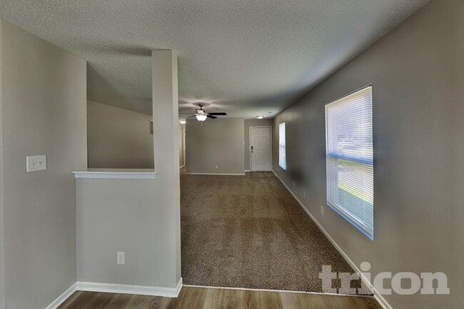Photo - 2869 Ludwig Dr