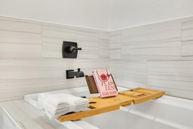 Photo - 147 Crockett Hls Ln