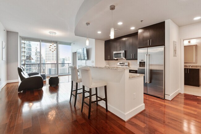 Photo - 1080 Peachtree St NE Unit 1415Furnished