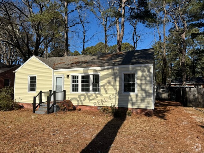 Building Photo - Single Family Home