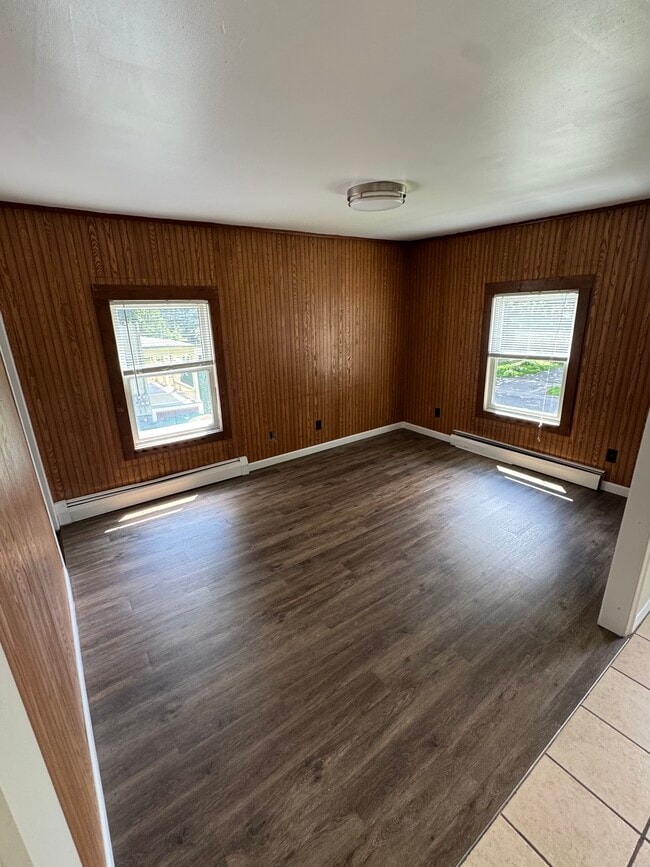 Photo - 57 Rexford St Unit 1