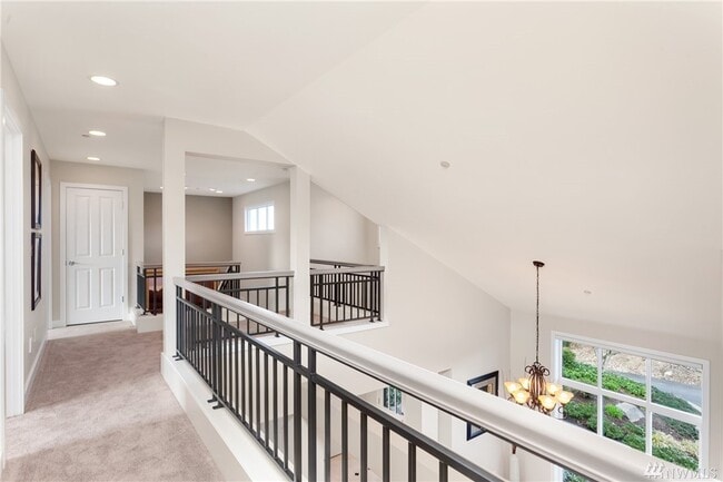 Photo - 8315 143rd Ct SE Unidad Entire house