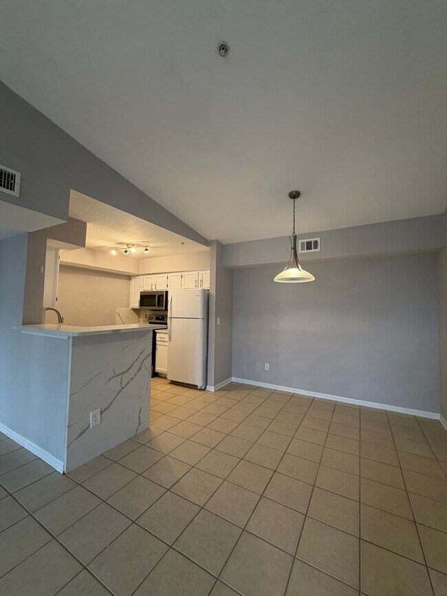 Photo - Newly Upgraded and Spacious 2B/2B Unfurnished Condo near Beach in Destin!