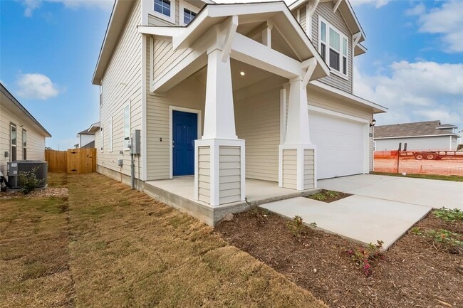 Photo - 2607 Derwent Dr