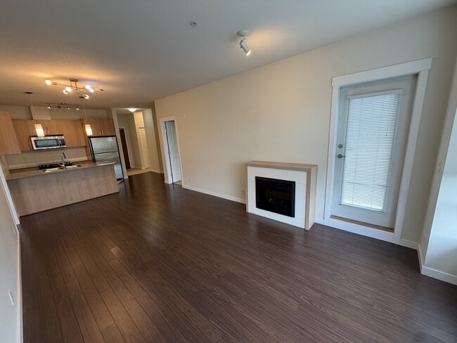 Photo - 2943-2943 Nelson Pl