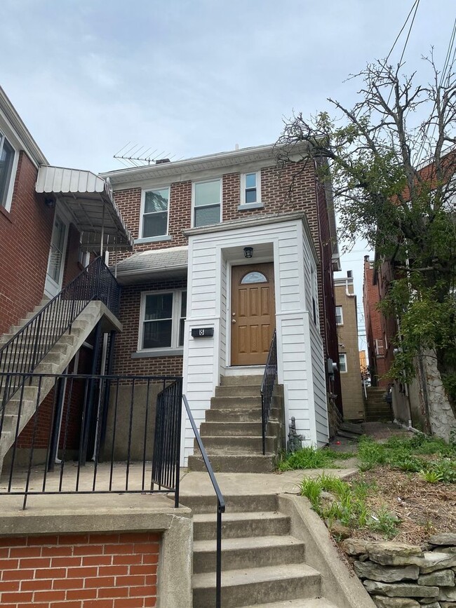 *Beautifully Updated 2BD/1BA Rowhouse for ... - *Beautifully Updated 2BD/1BA Rowhouse for ...