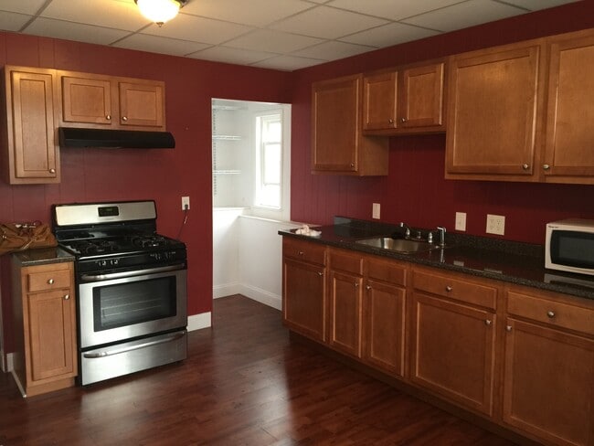 Photo - 289 Chelsea St Unit 2