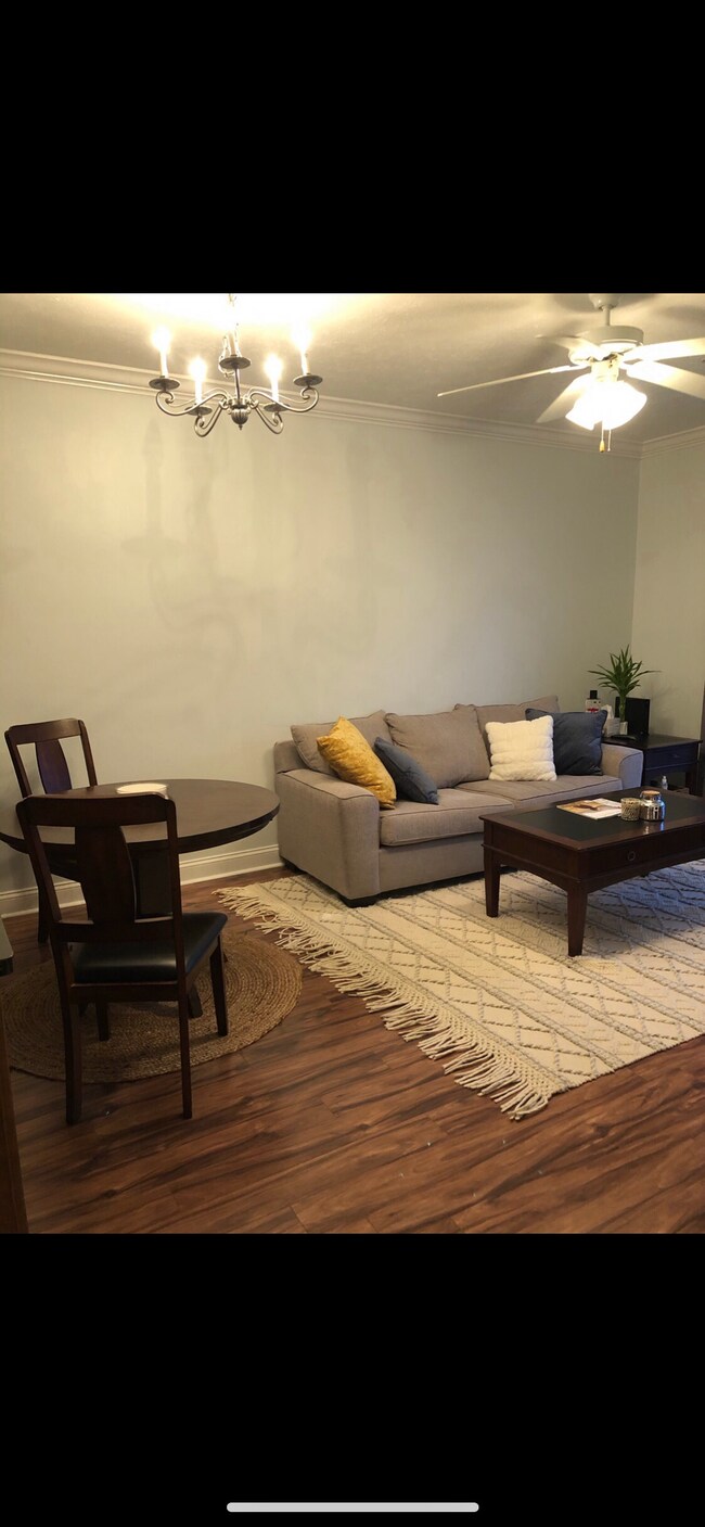 Photo - 2316 Suncrest Vlg Unit 2316