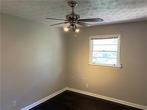 Photo - 1457 Railroad Ave