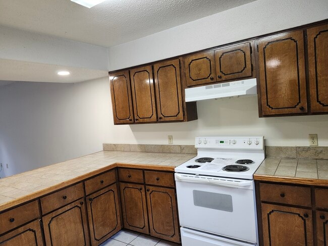 Photo - 44 5th St