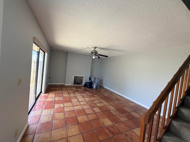 Photo - 37 Lake Arbor Dr