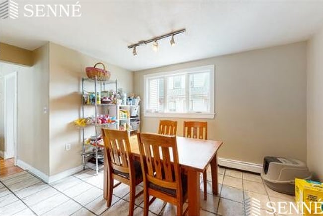 Photo - 124 Walnut St Unit 2