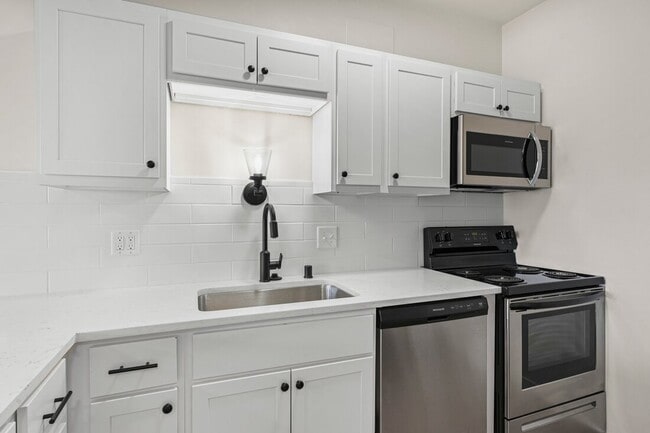 Photo - Lagoon Apartments