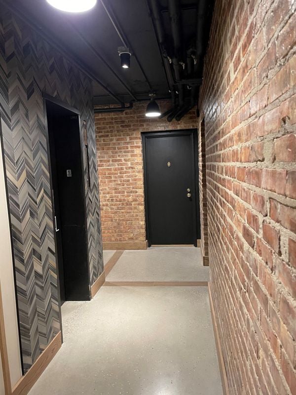 Photo - 525 W Oakdale Ave