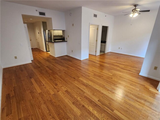 Photo - 195 14th St NE Unit 501