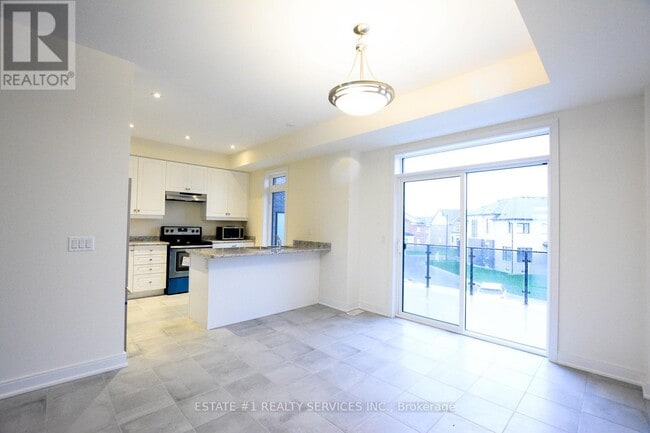 Photo - 357 Veterans Drive