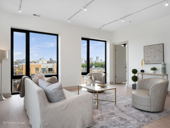 Photo - 3202 N Racine Ave Unit #206