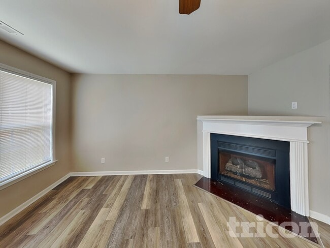 Photo - 105 Arden Ct