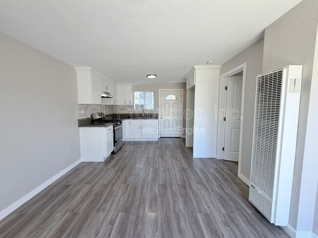 Photo - 13226 Stanford Ave