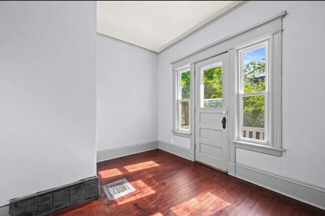 Photo - 2169 N 39th St Unit Upper