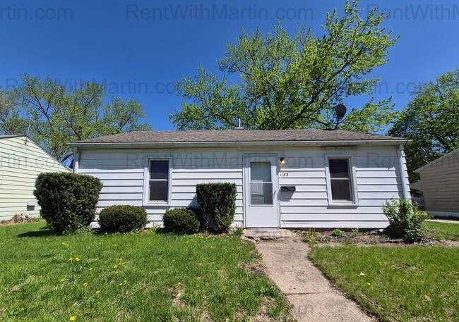Building Photo - FOR RENT- 2 bedrooms on Ackermant! Pets Ok!