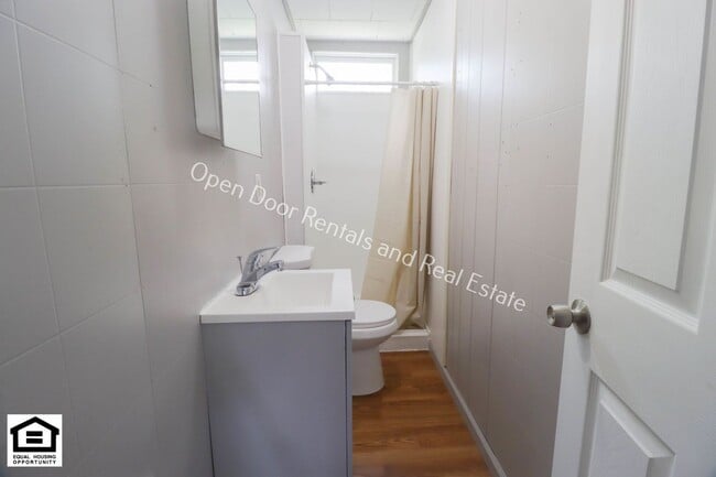 Photo - 501 N Broadway St Unit B