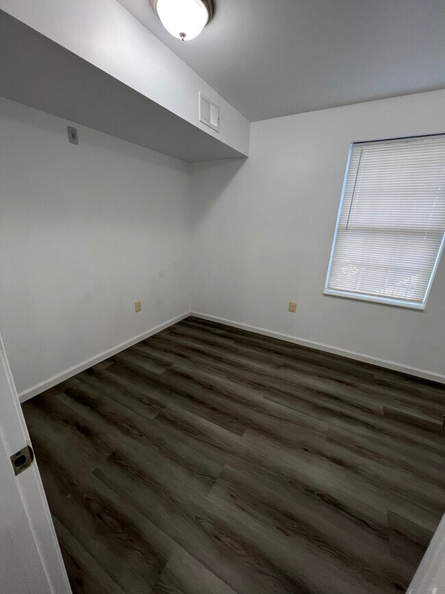 Photo - 1025 Buttonwood St Unit 2