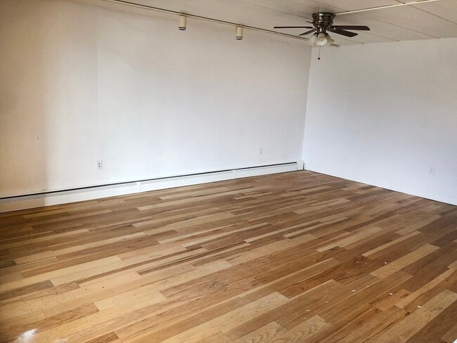 Photo - 269 Lake St Unit 3