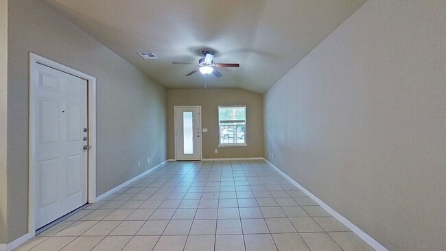 Photo - NO JUNE RENT + $1,395 RENT DUPLEX IN HARKER HEIGHTS!