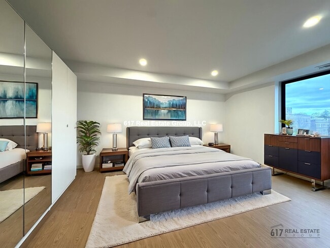 Photo - 1243 Beacon St Unidad 5A