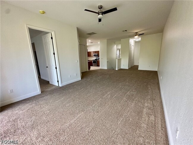 Photo - 4910 SW 17th Pl Unit 5