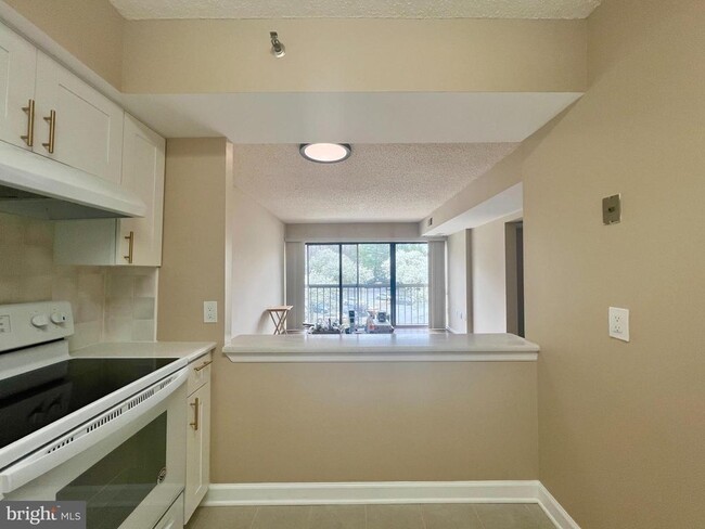 Photo - 2921 N Leisure World Blvd Apartment Unit 1-301