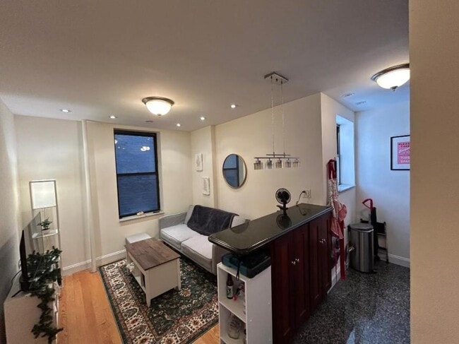 0 bedroom in NEW YORK NY 10128 - 0 bedroom in NEW YORK NY 10128 Condo Unit 1B
