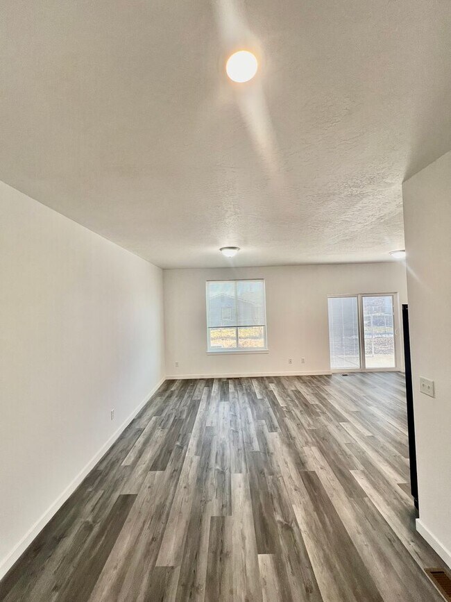 Photo - 1913 S Rainier St Unit Townhome 110