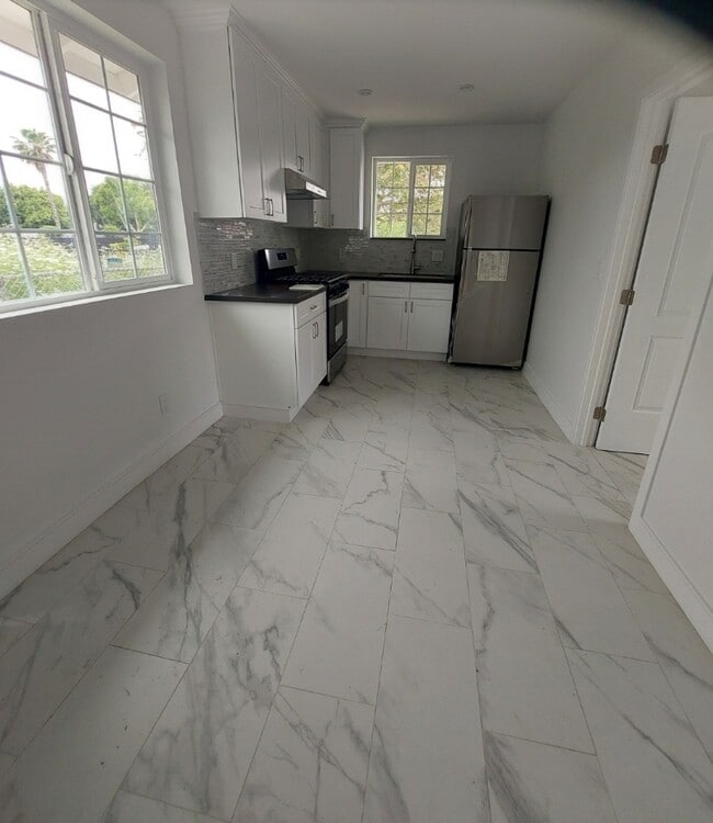 Building Photo - 13660 Bonanza St Unit ADU