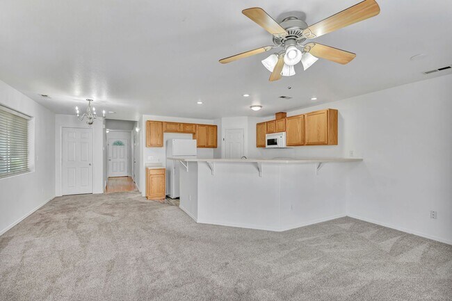 Photo - 2930 Main St Unidad 102