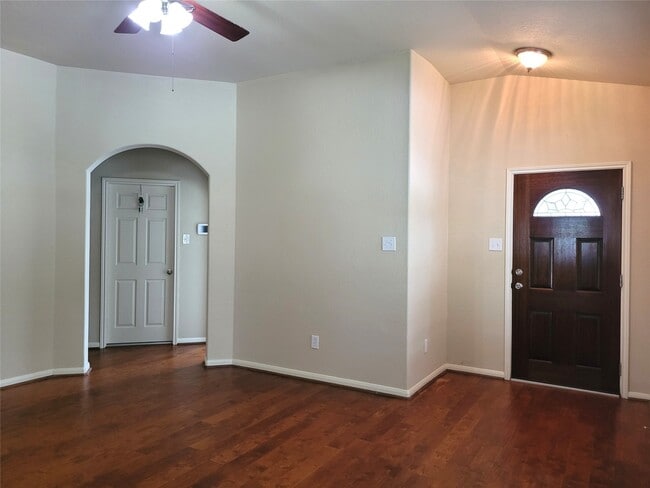 Photo - 6042 Starbrook Creek Dr