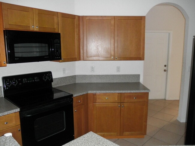 Photo - 5314 White Oleander