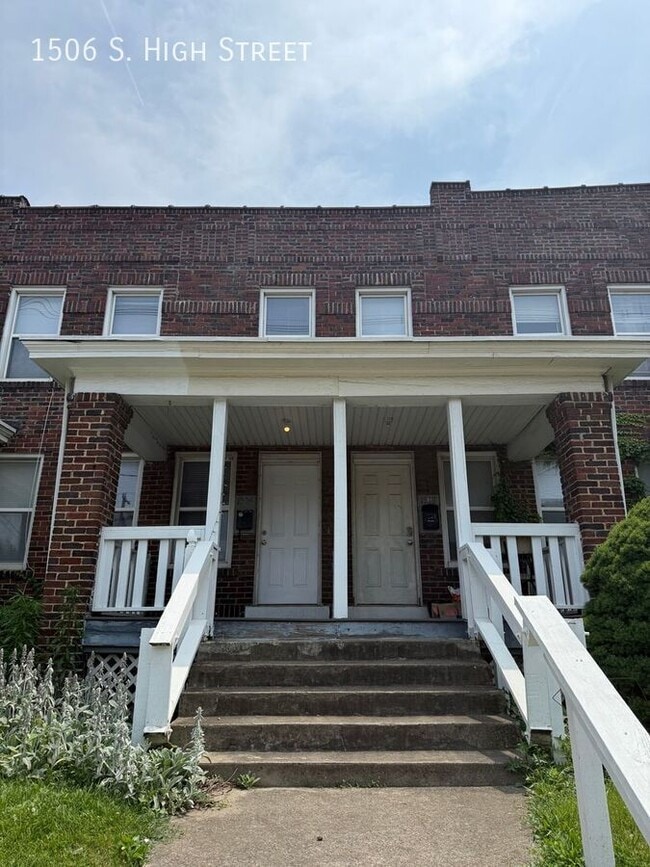 Photo - 1506 S High St Apartment