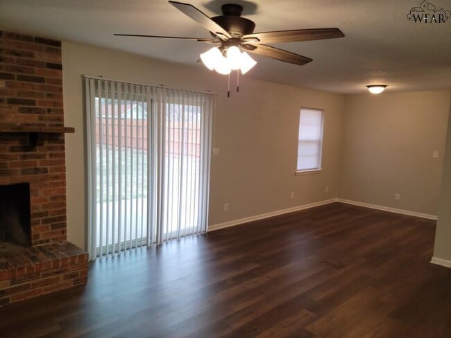 Photo - 4311 Wrangler Dr