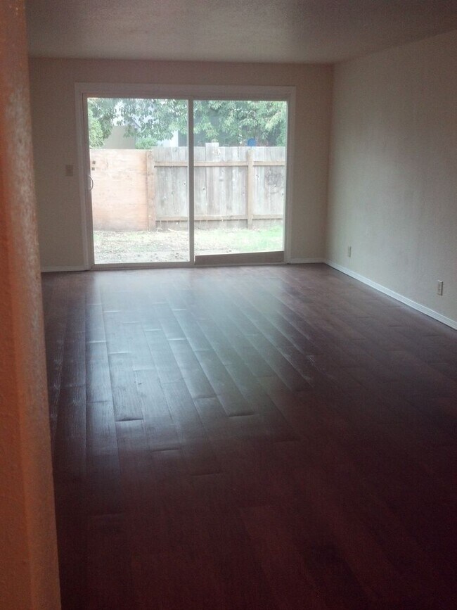 Photo - 109nst Unidad 117