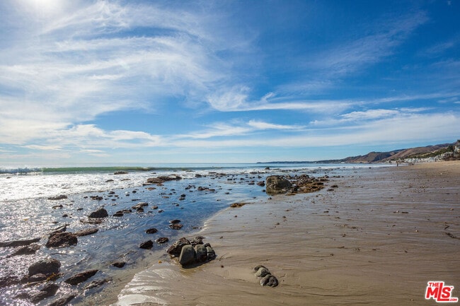 Photo - 24408 Malibu Rd